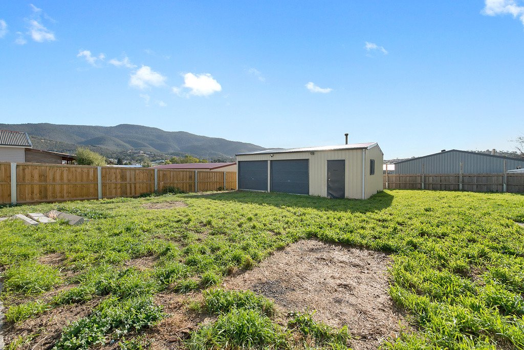 36 Box Hill Road CLAREMONT 12