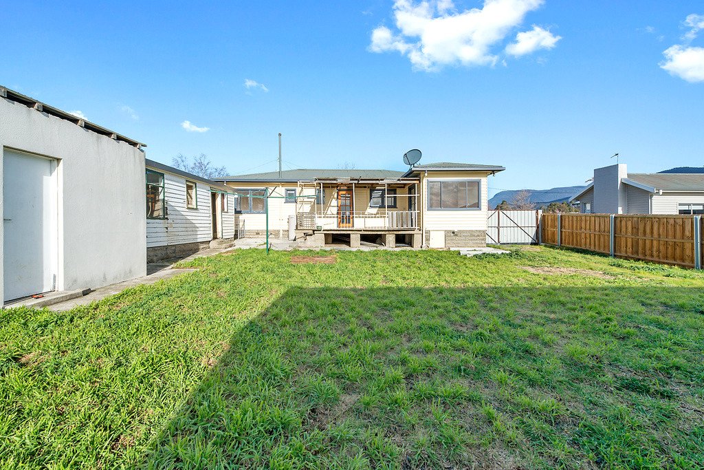36 Box Hill Road CLAREMONT 13