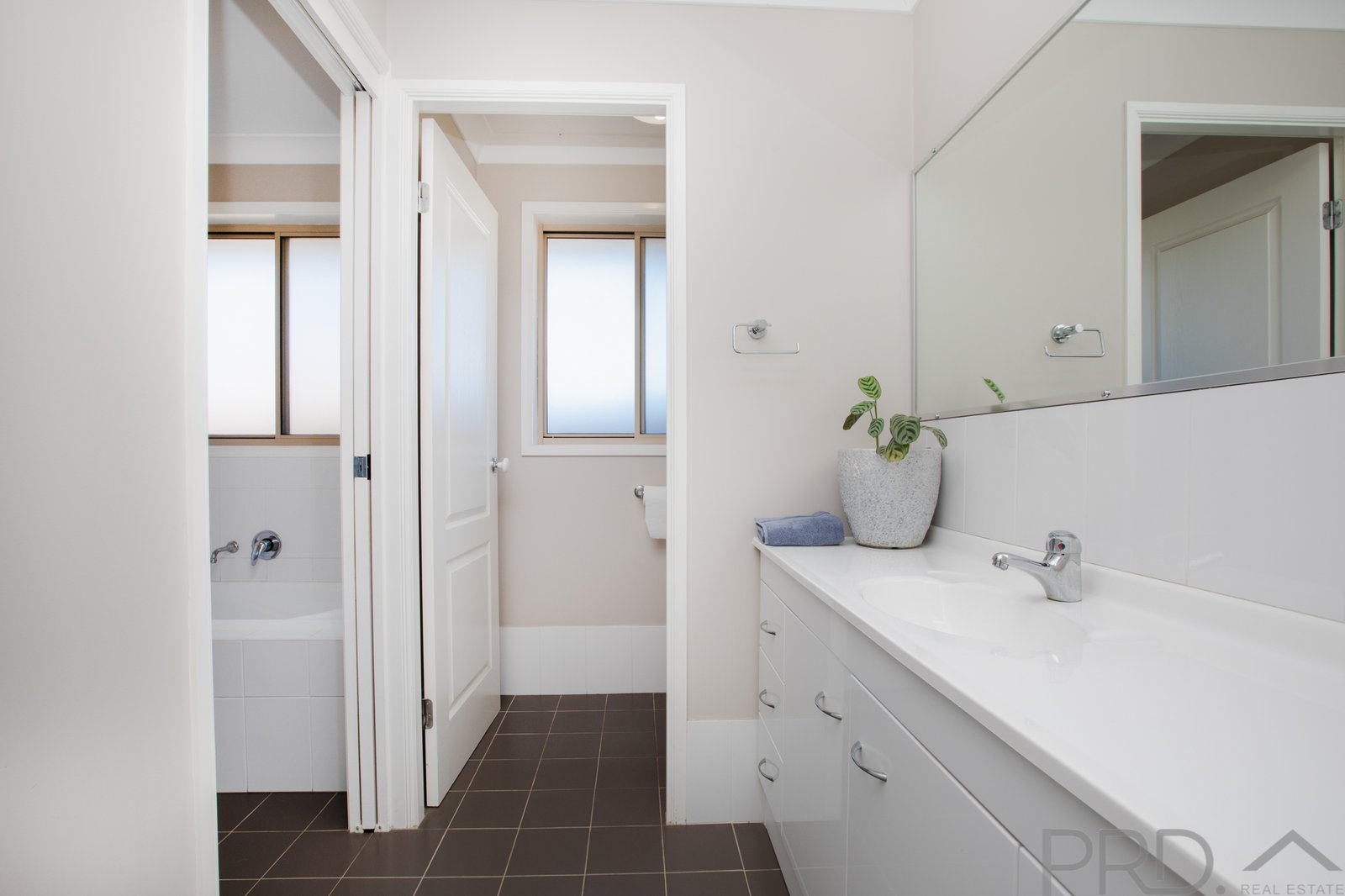 36 Brigantine Street RUTHERFORD 16