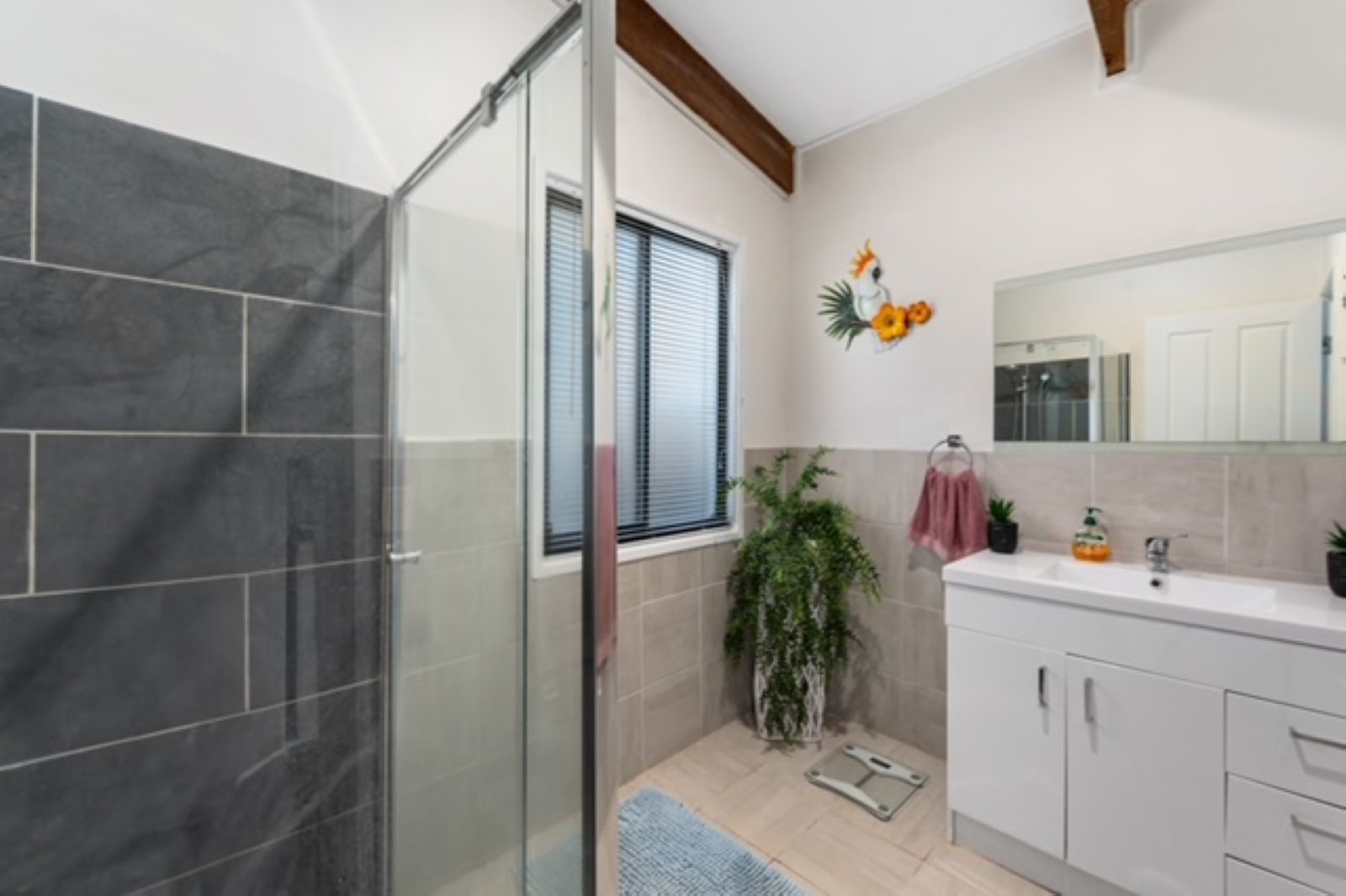 36 Broadwater Esplanade BILAMBIL HEIGHTS 9