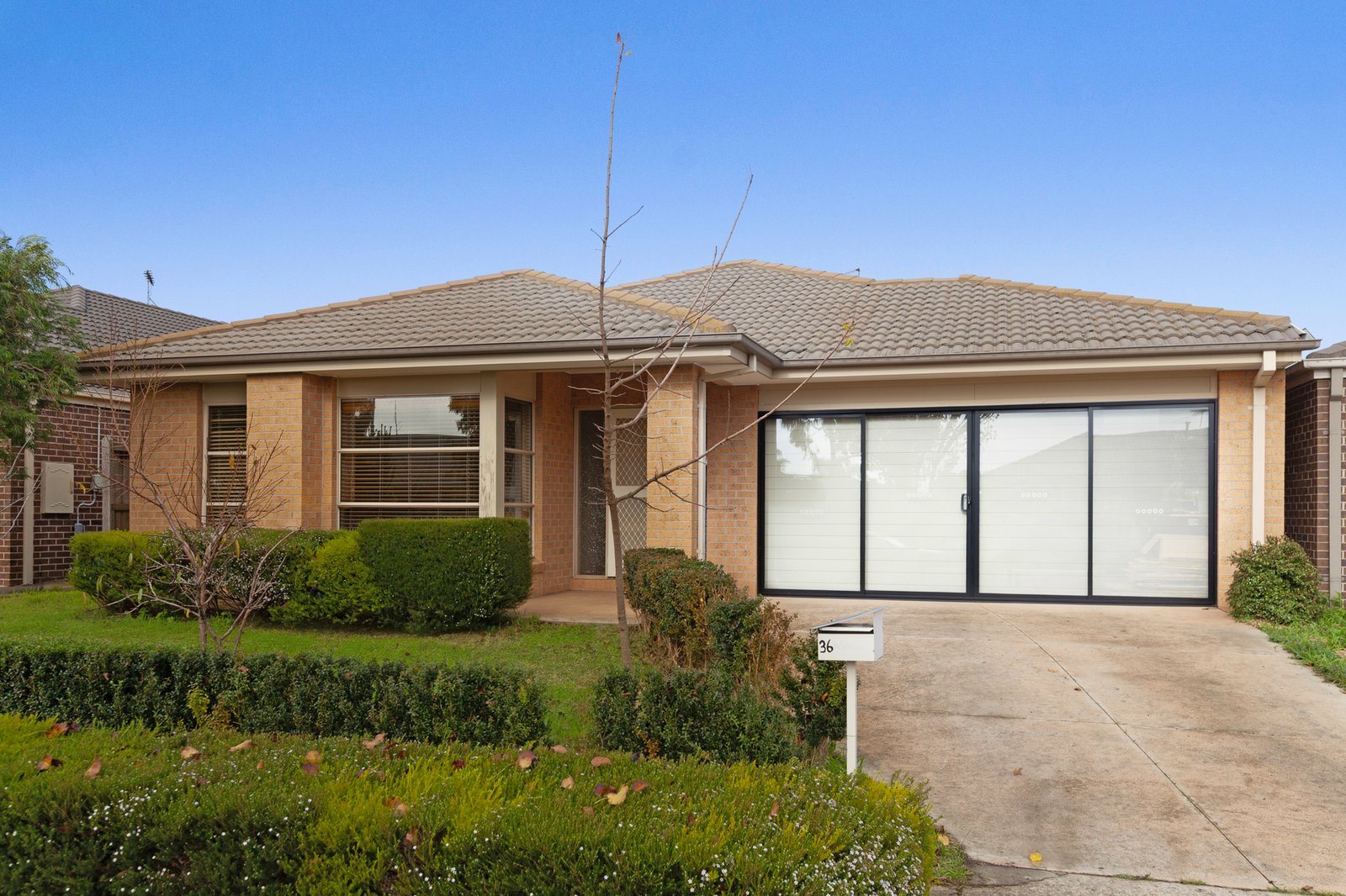 Gallery: 36 Buckland Hill Drive