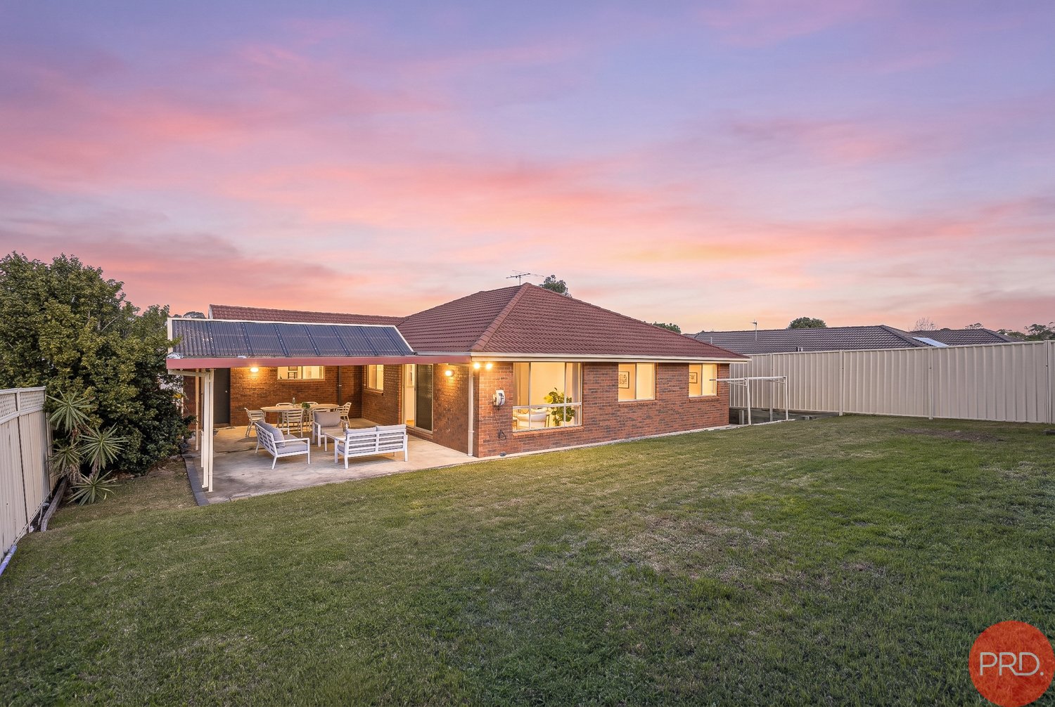 36 Canterbury Drive RAWORTH 2