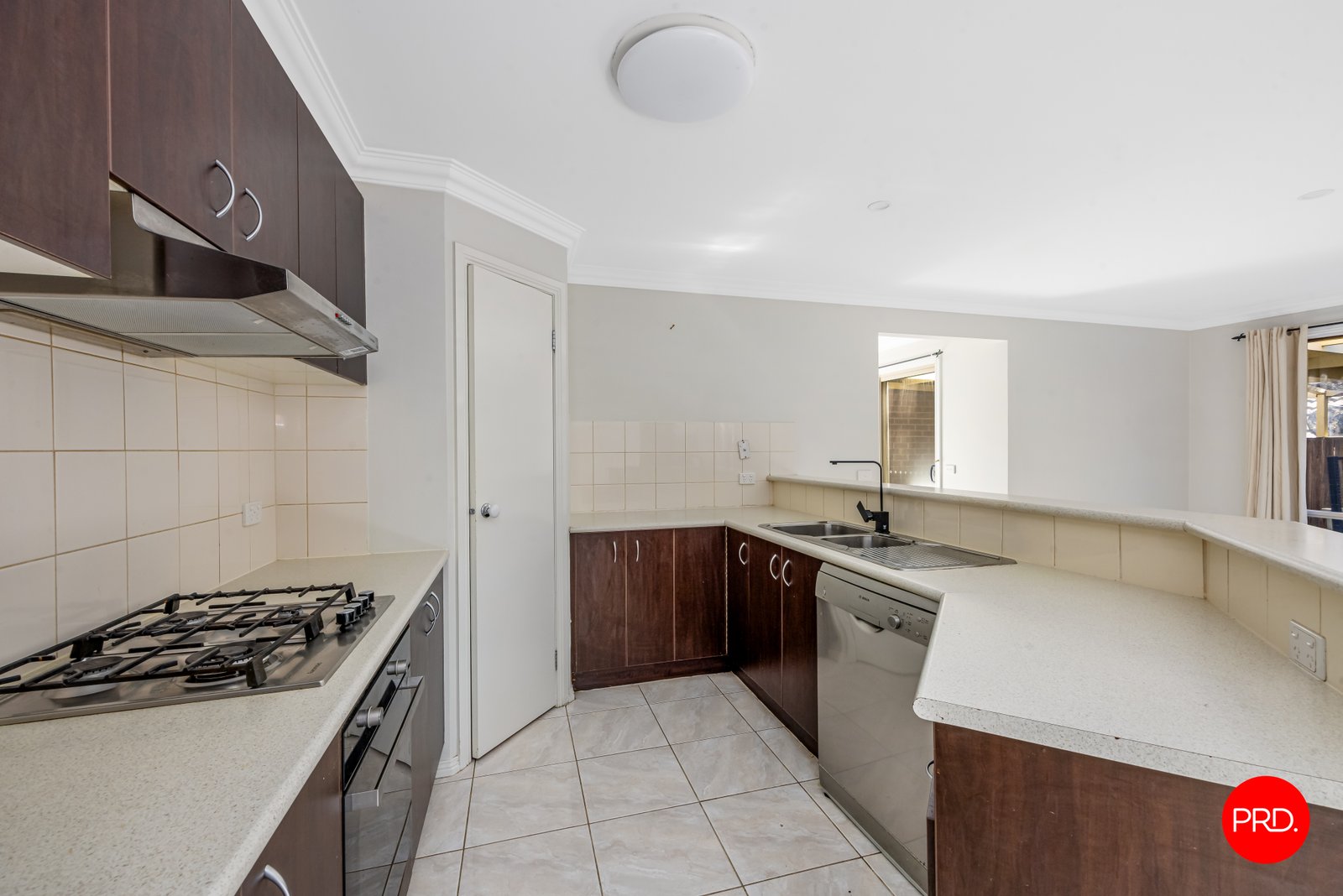 36 Carol Street CASTLEMAINE 4