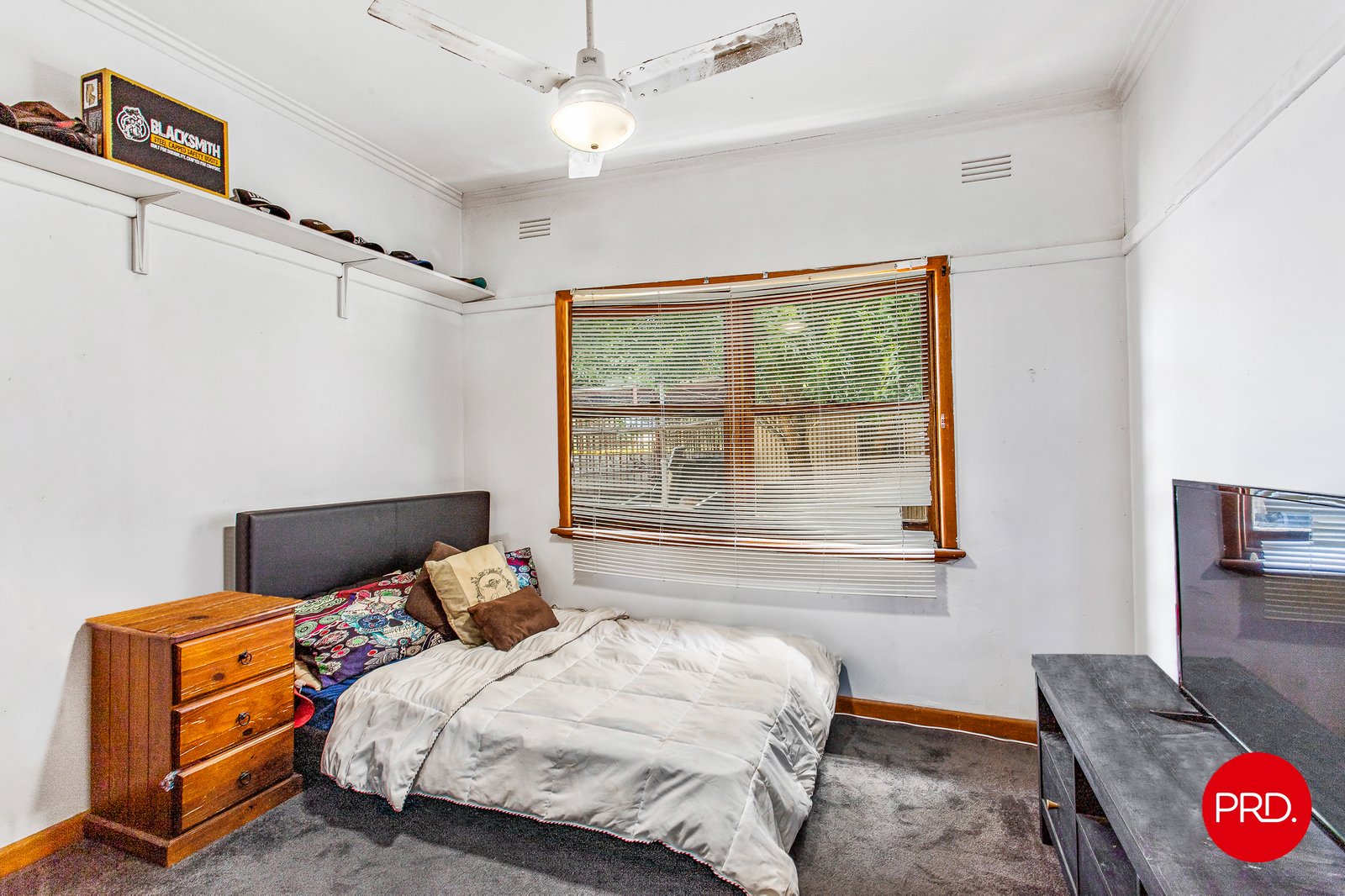 36 Carpenter Street KANGAROO FLAT 9