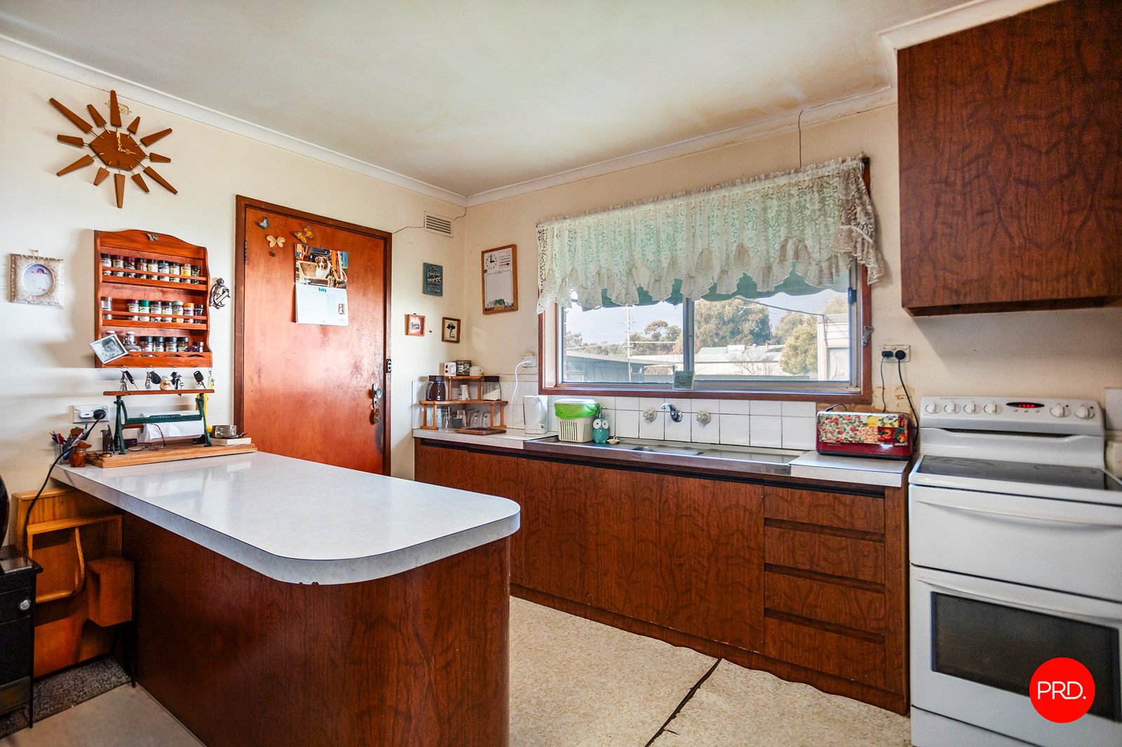 36 Cathcart Street MARONG 4