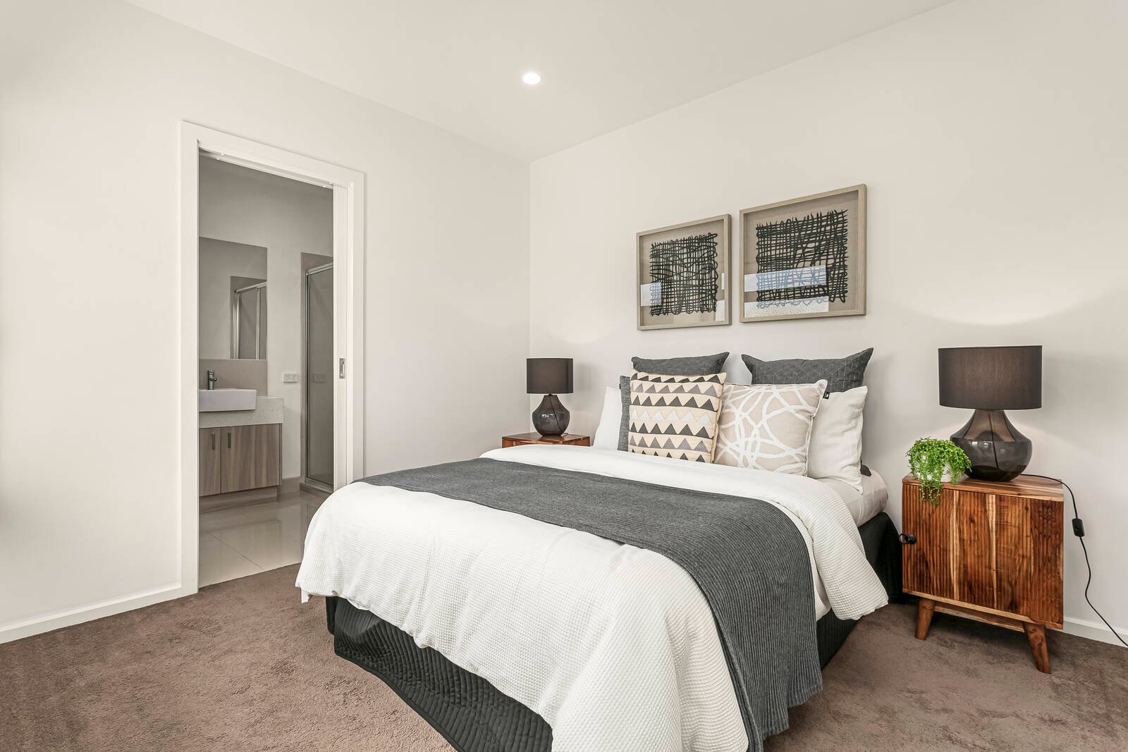 Real Estate and Property in 3/6 Champion Street, Doncaster East, VIC