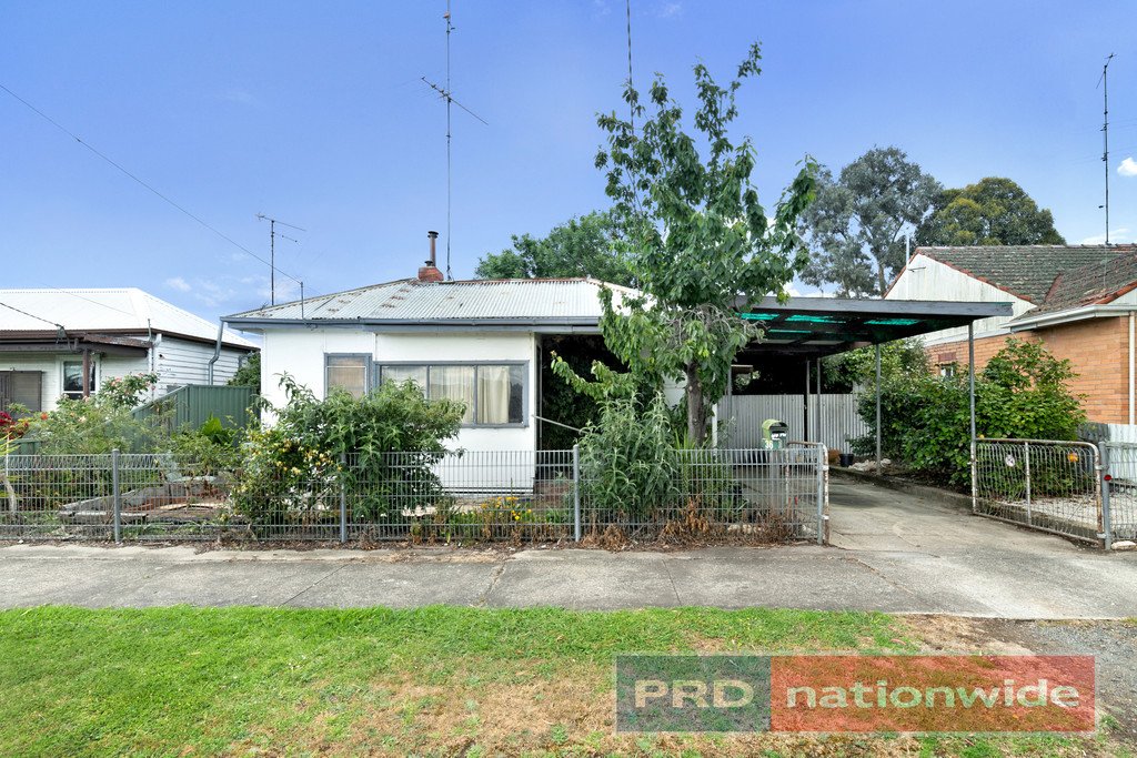 36 Charlotte Street SEBASTOPOL 8