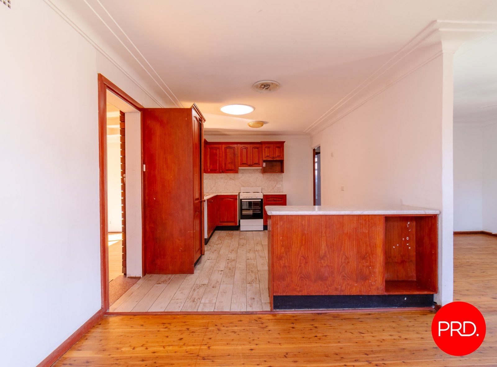 36 Chester Rd  INGLEBURN 9