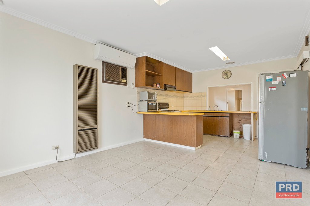 36 Clarke Street KENNINGTON 2
