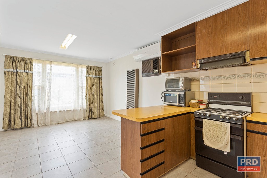36 Clarke Street KENNINGTON 3