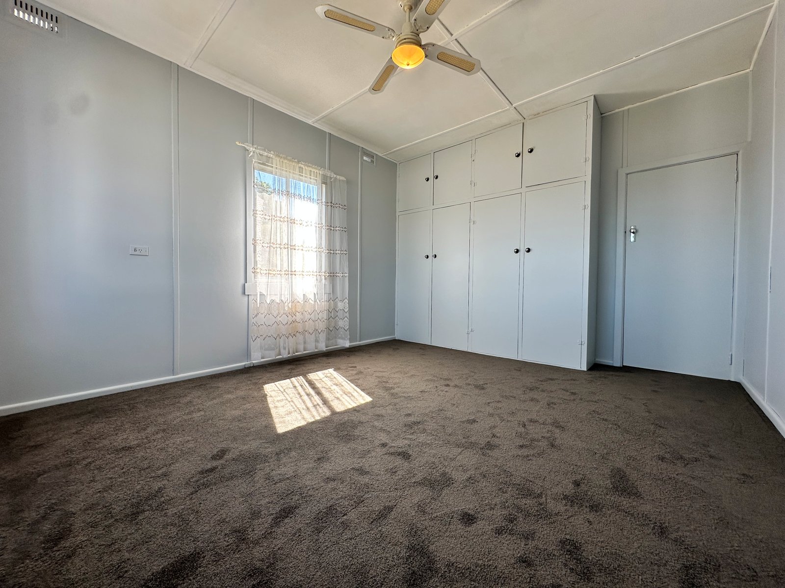 36 Clarke Street TUMUT 3