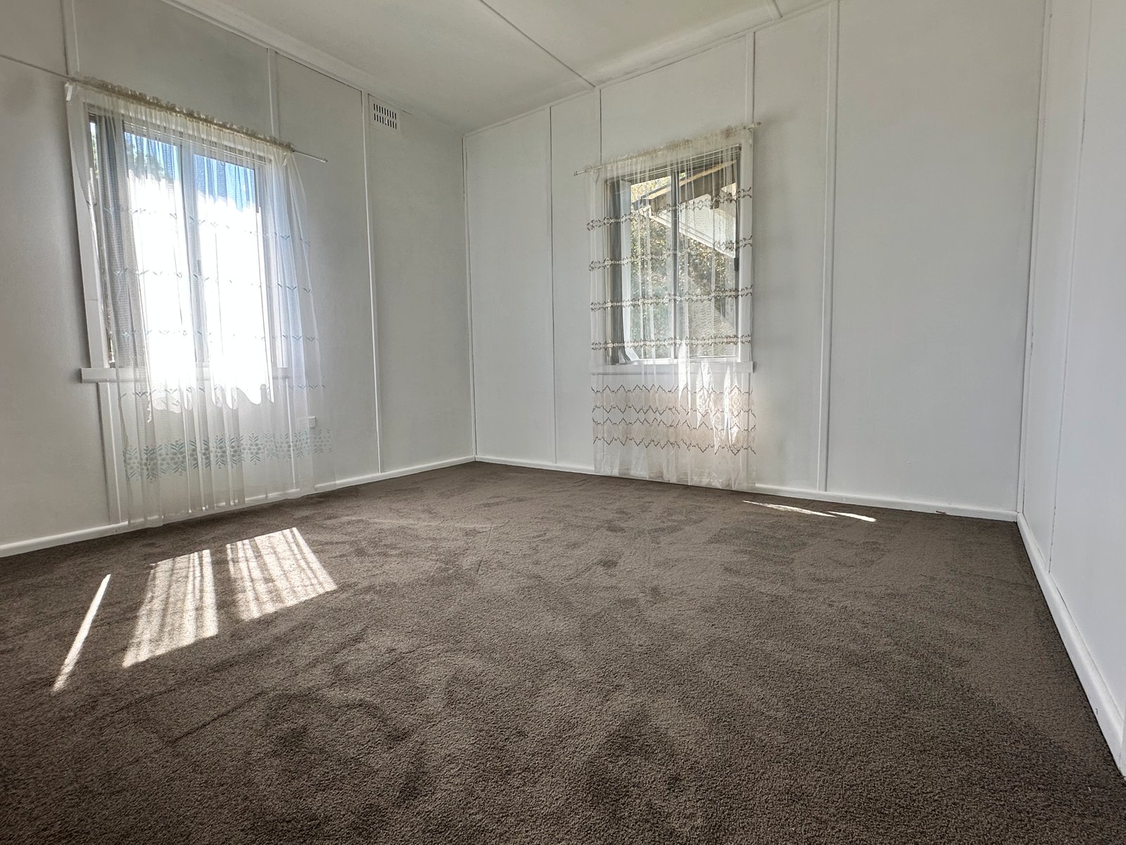 36 Clarke Street TUMUT 5