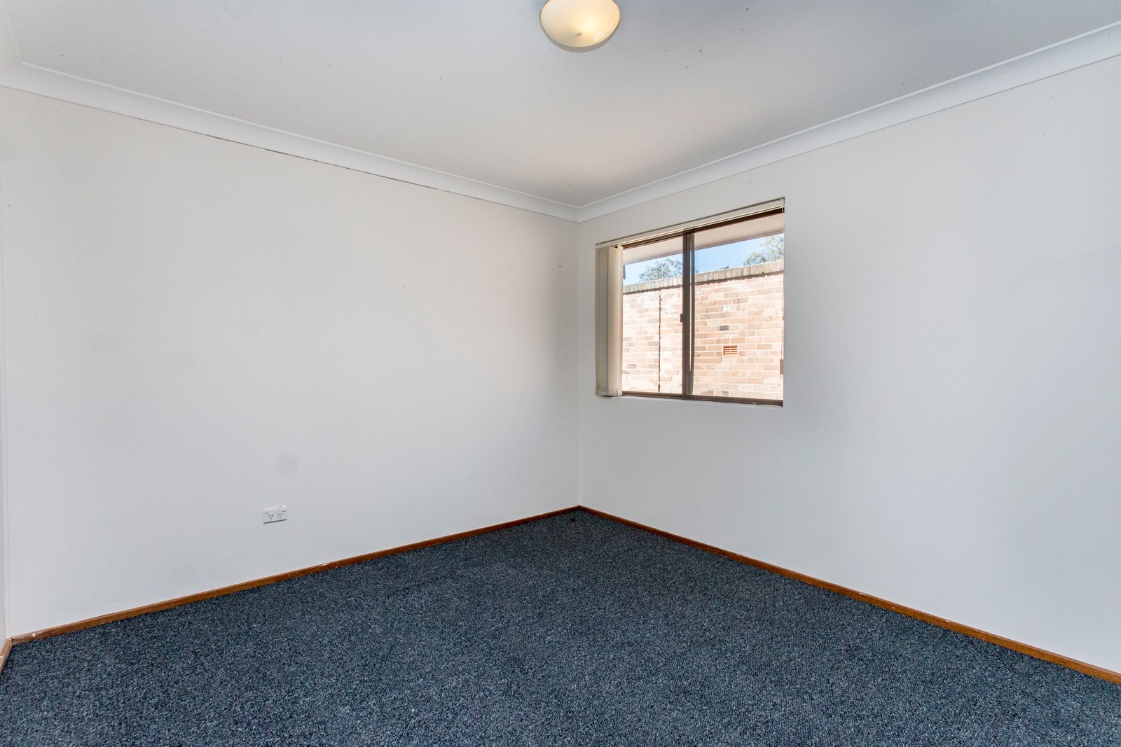 3/6 Commerce Lane GLENBROOK 6