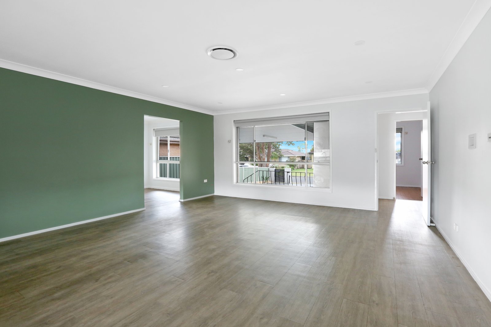 36 Coolibah Ave  ALBION PARK RAIL 3