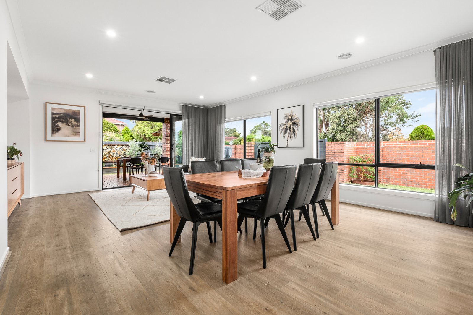 Gallery: 36 Cootamundra Drive