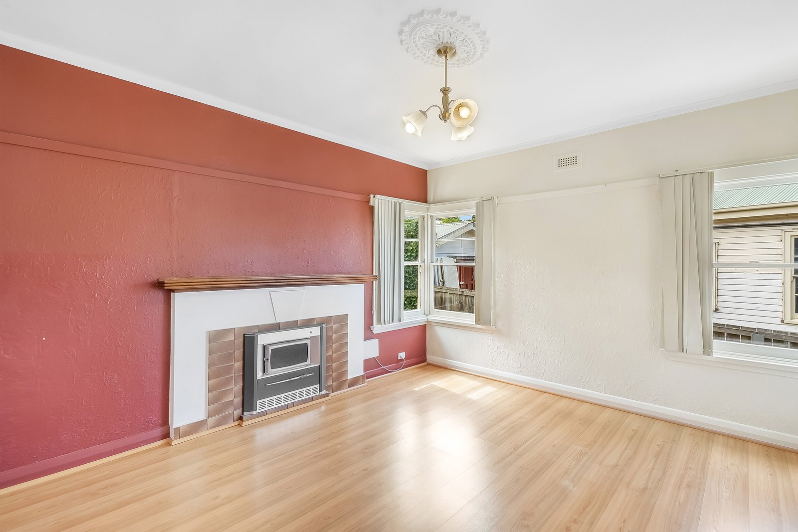 36 Culloden Avenue LUTANA 3