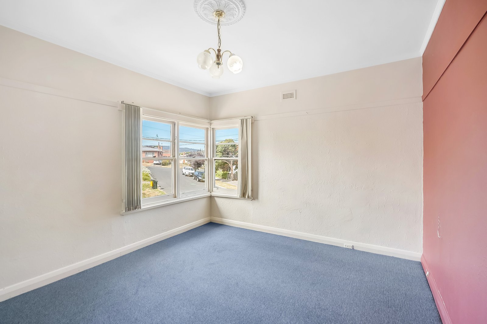 36 Culloden Avenue LUTANA 7