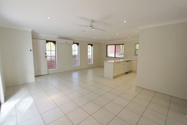36 Currumburra Road ASHMORE 3