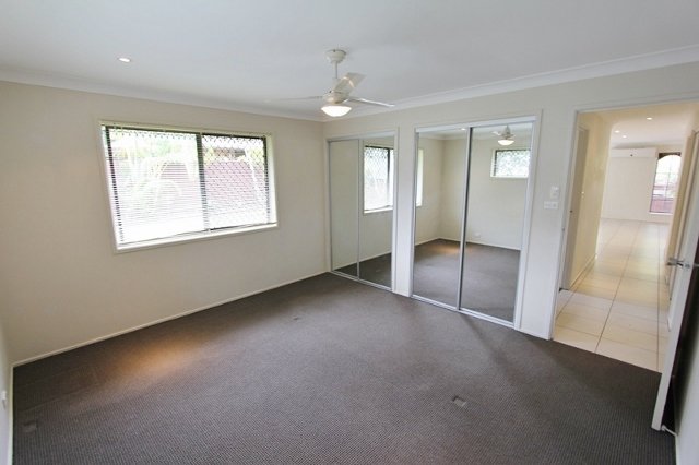 36 Currumburra Road ASHMORE 4