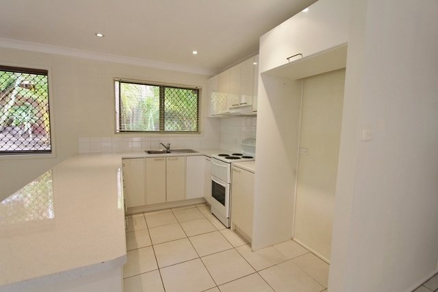 36 Currumburra Road ASHMORE 5