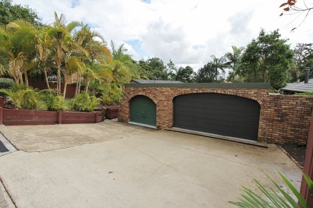 36 Currumburra Road ASHMORE 9