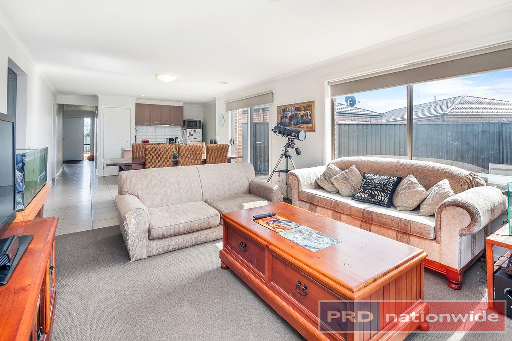 3/6 Damon Court SEBASTOPOL 8