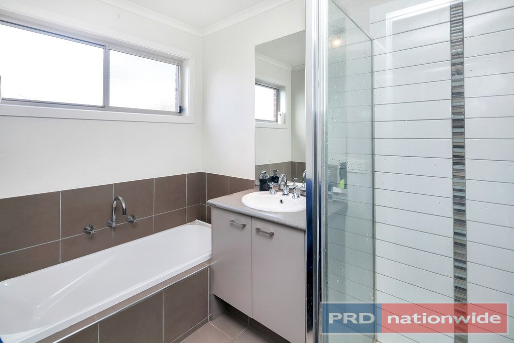 3/6 Damon Court SEBASTOPOL 13