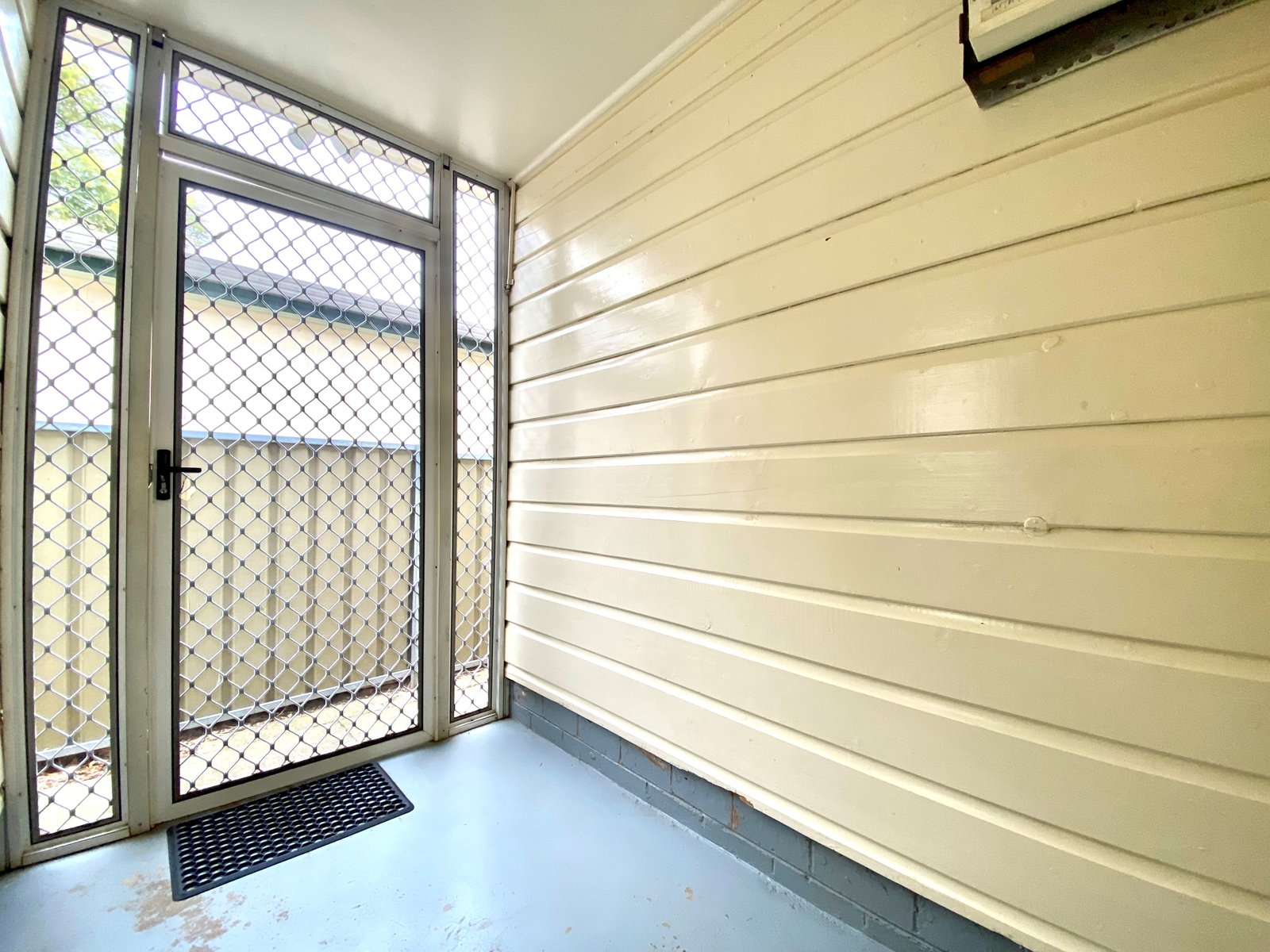 36 David Street TAMWORTH 11