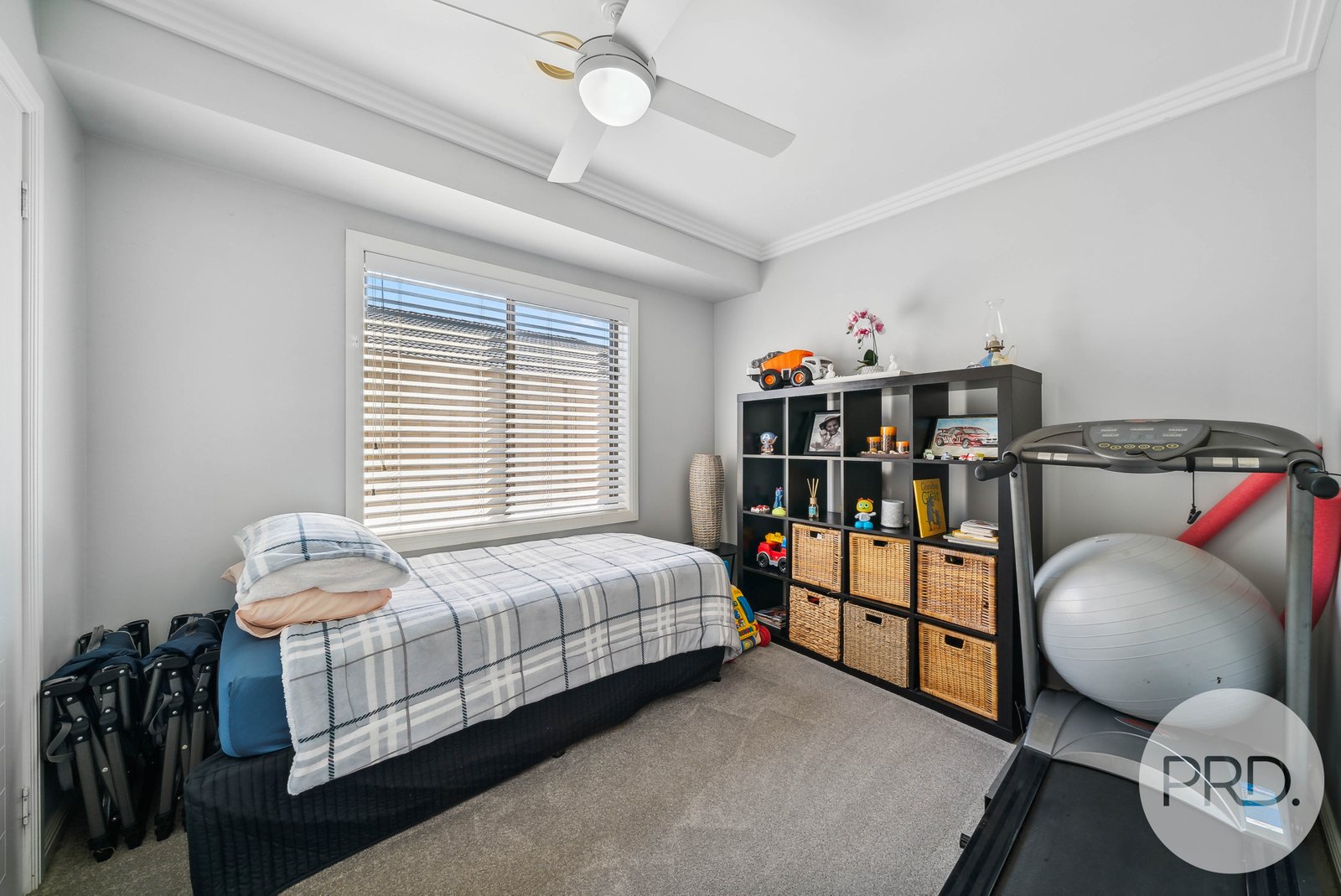 36 Deakin Avenue LLOYD 14