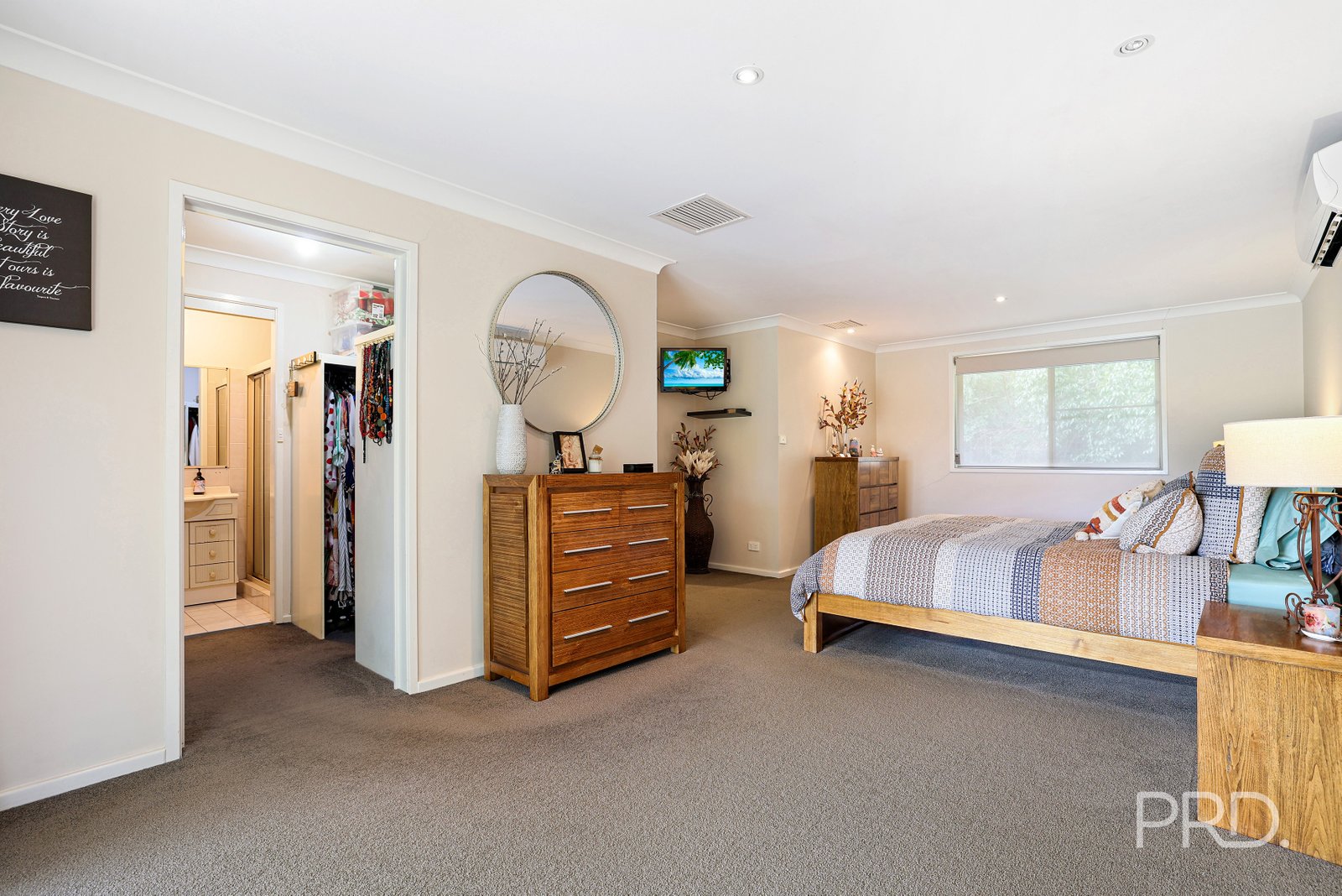 36 Dean Street TAMWORTH 15