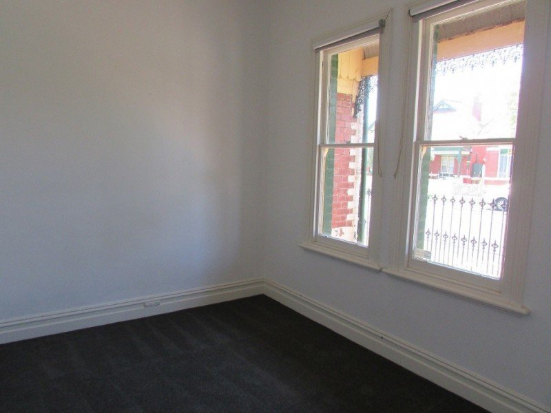 Gallery: 36 Dinsdale Street