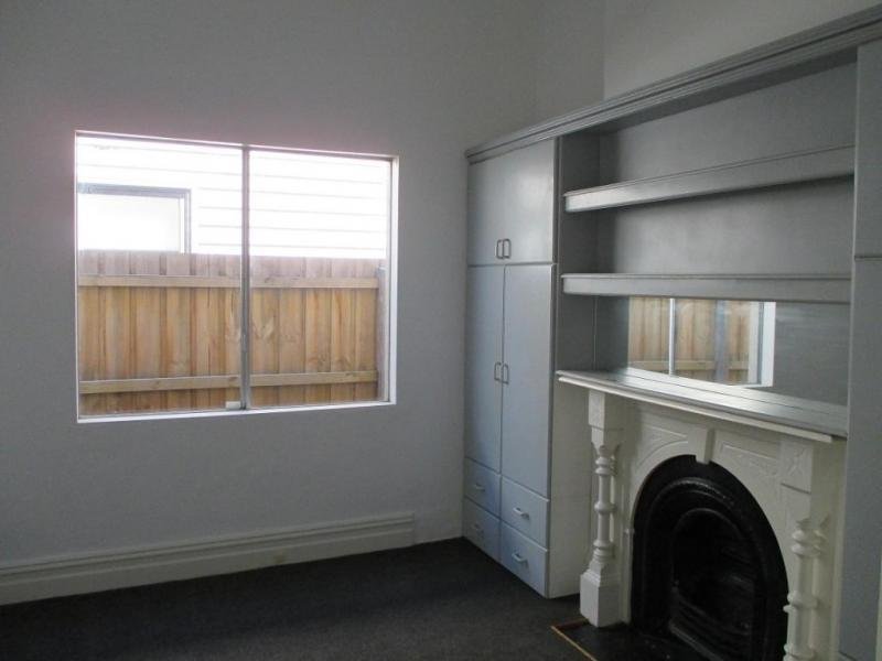 Gallery: 36 Dinsdale Street