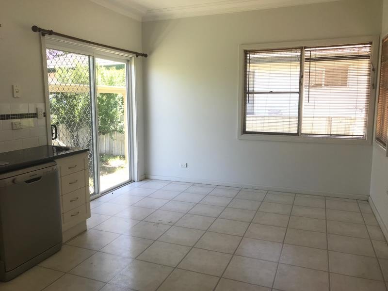 36 Edinburgh Street TAMWORTH 4