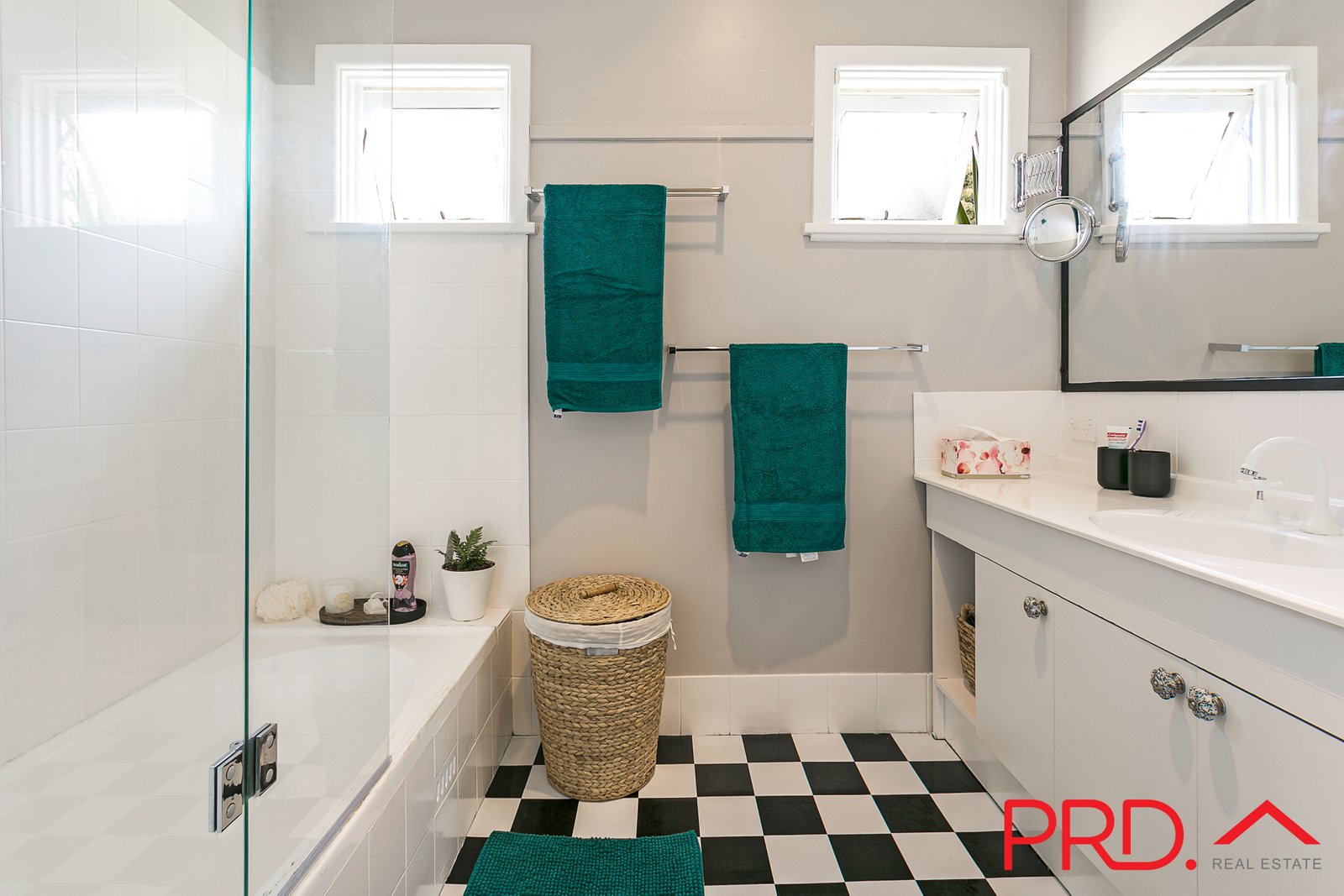 36 Edward Street TAMWORTH 5