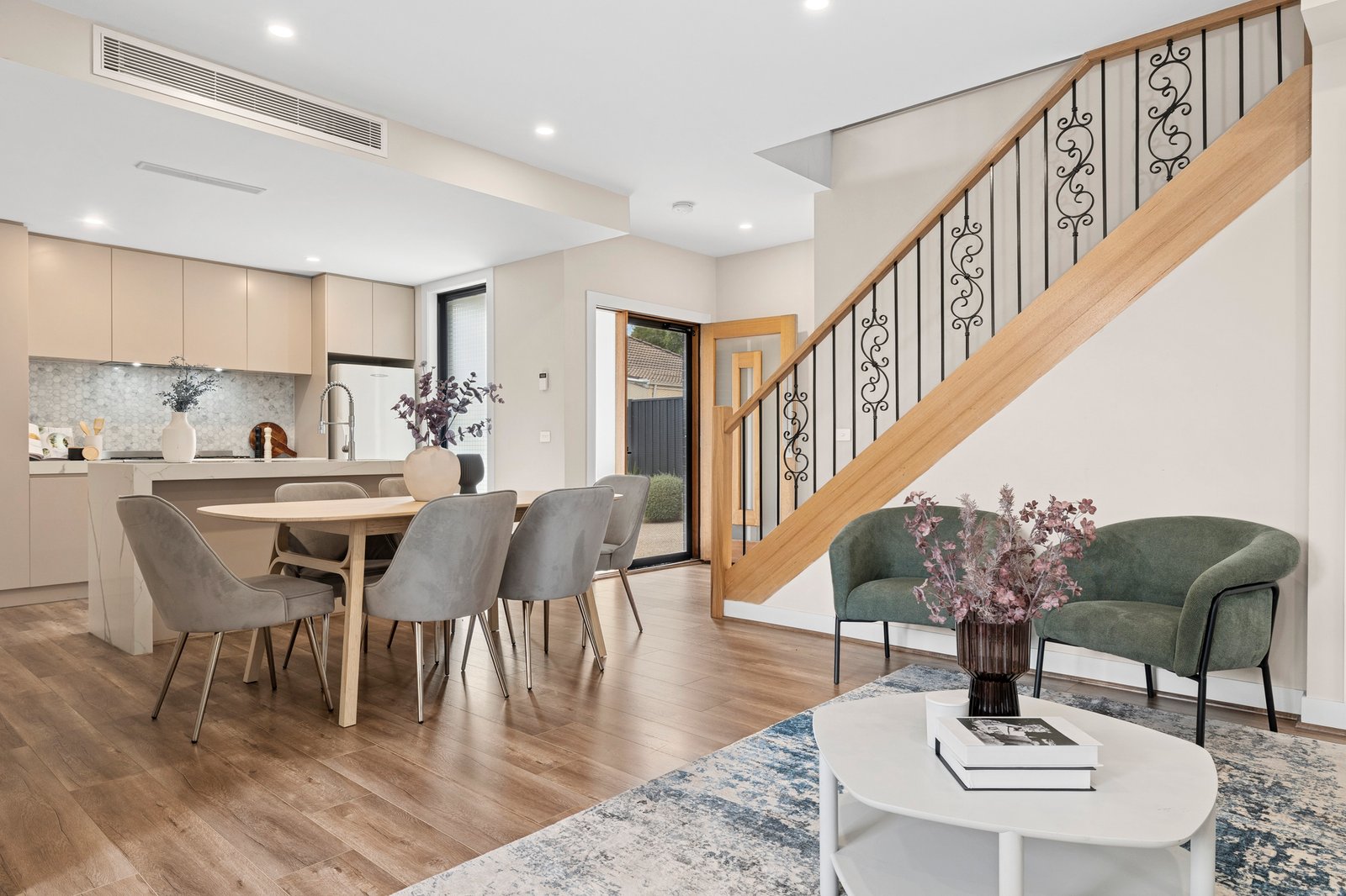 Gallery: 3/6 Electra Avenue