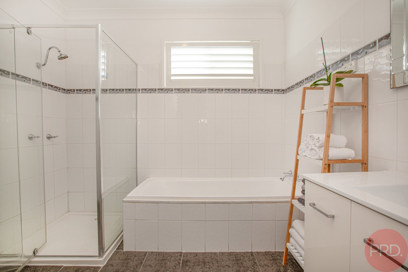 36 Elford Avenue WESTON 14