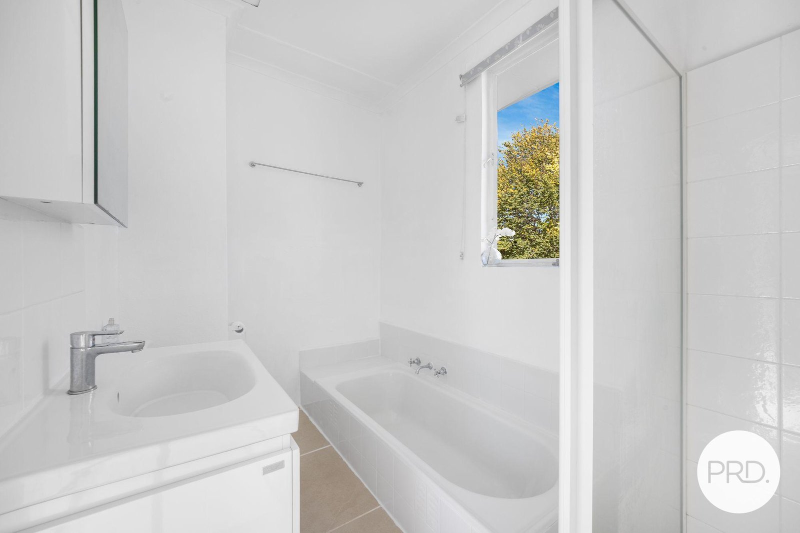 36 Elizabeth Crescent QUEANBEYAN EAST 7
