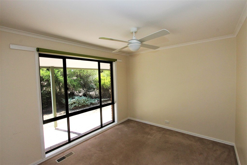 36 Elizabeth Road CRESWICK 8