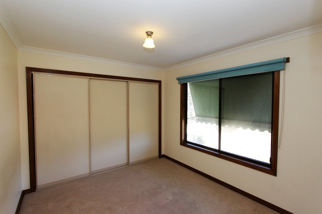 36 Elizabeth Road CRESWICK 13