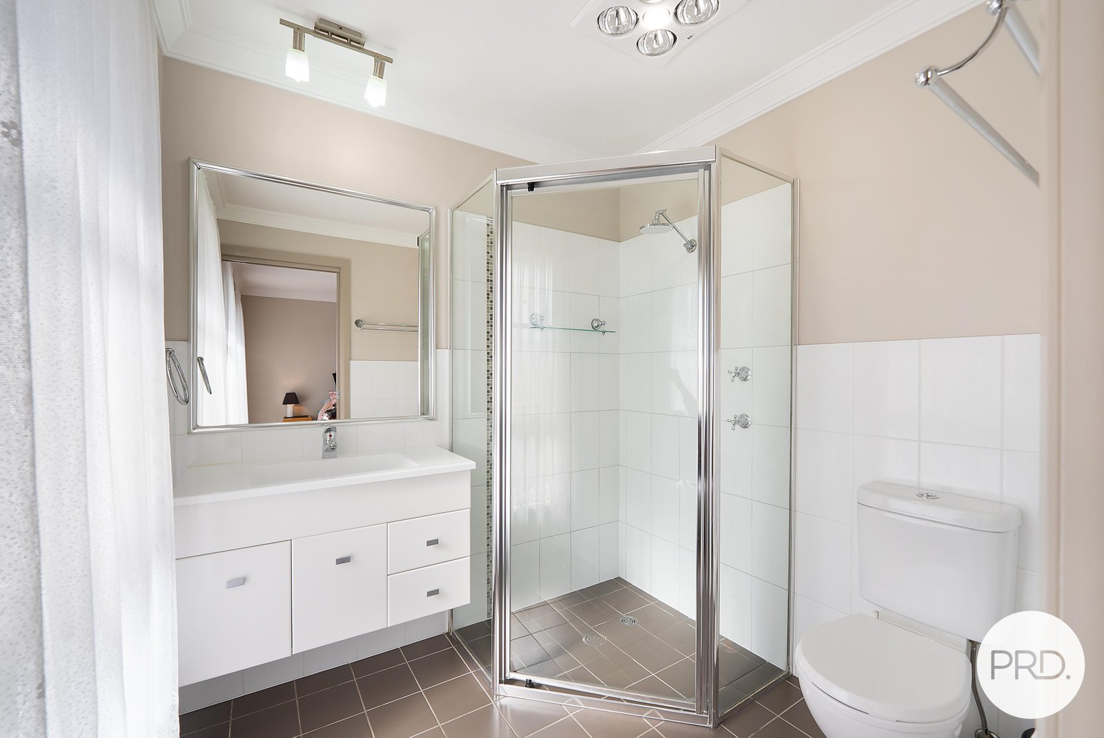 36 Ellerslie Crescent LAKEWOOD 17