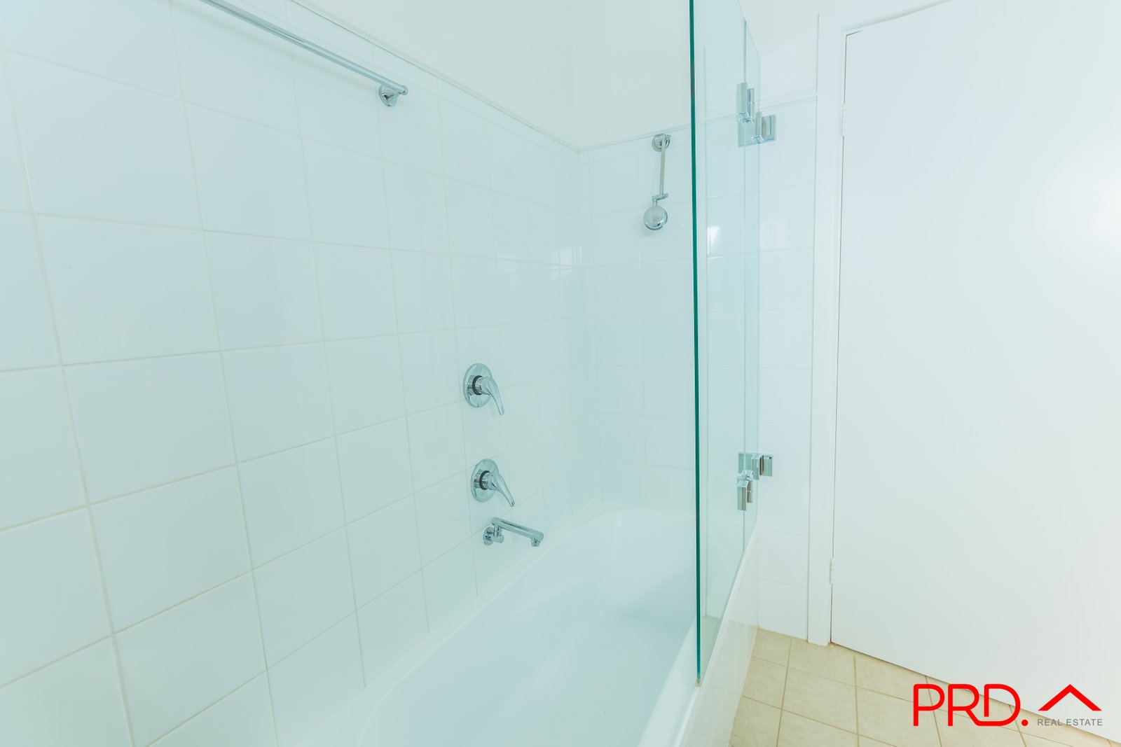 36 Erwin Street TAMWORTH 8