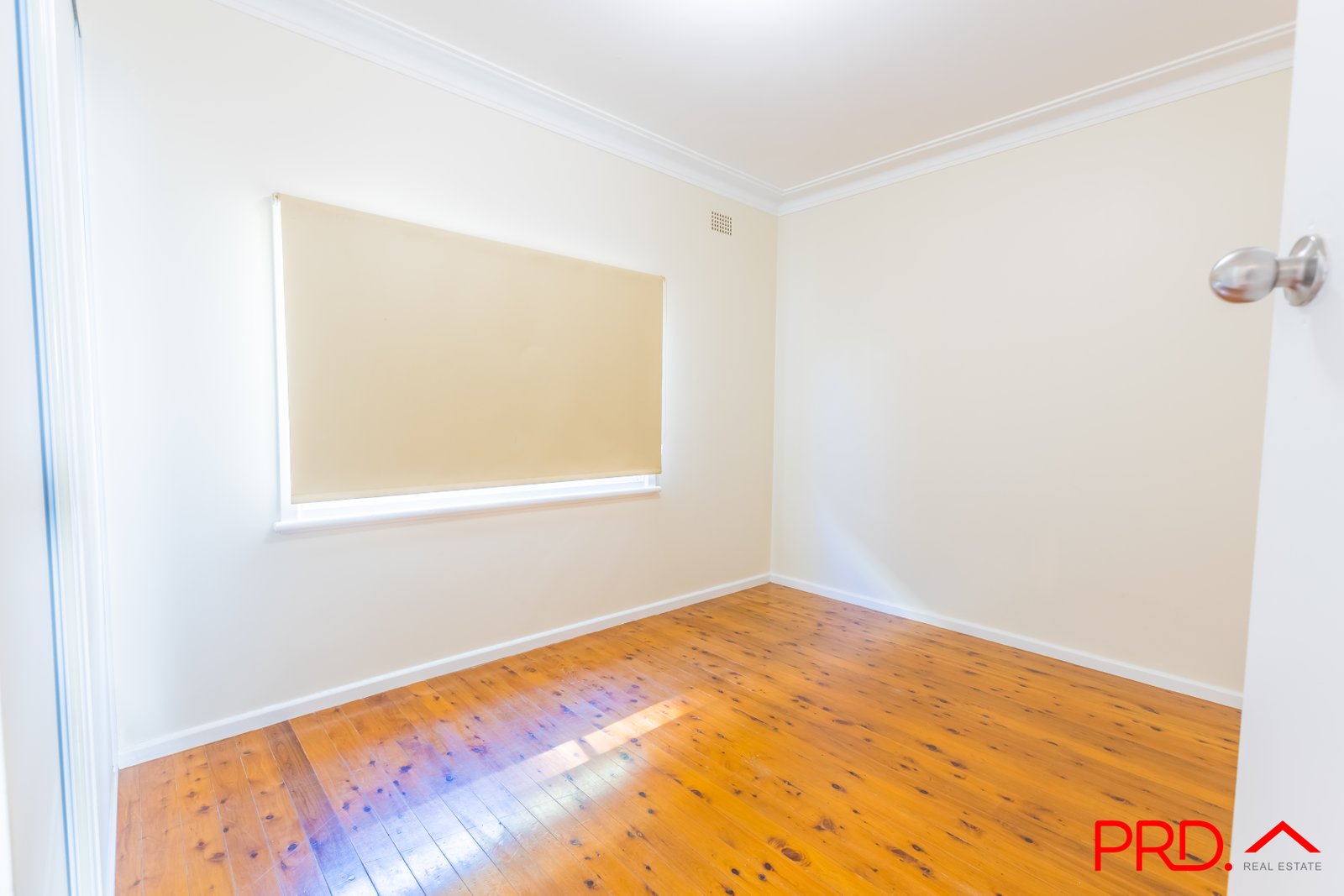 36 Erwin Street TAMWORTH 10
