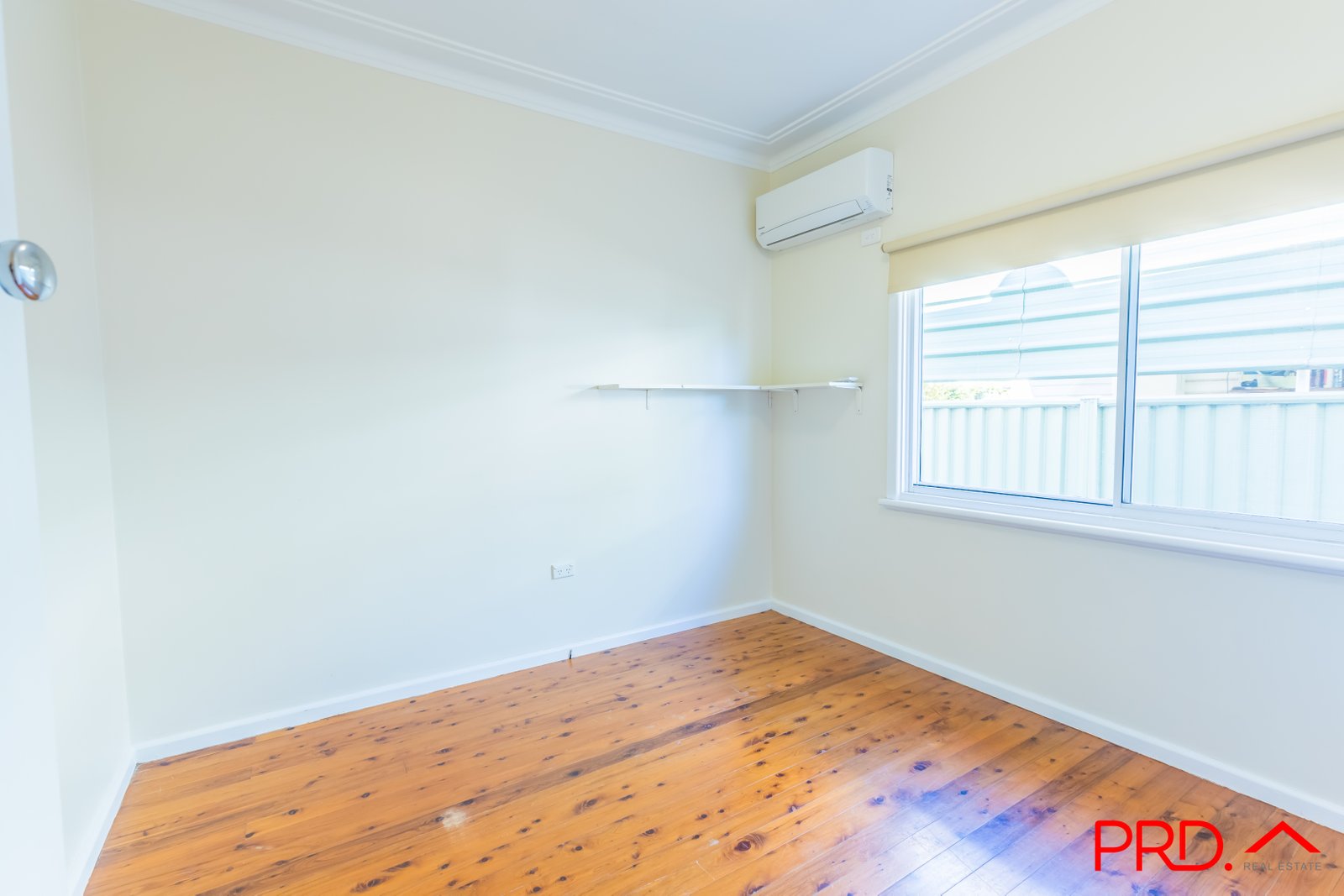 36 Erwin Street TAMWORTH 12