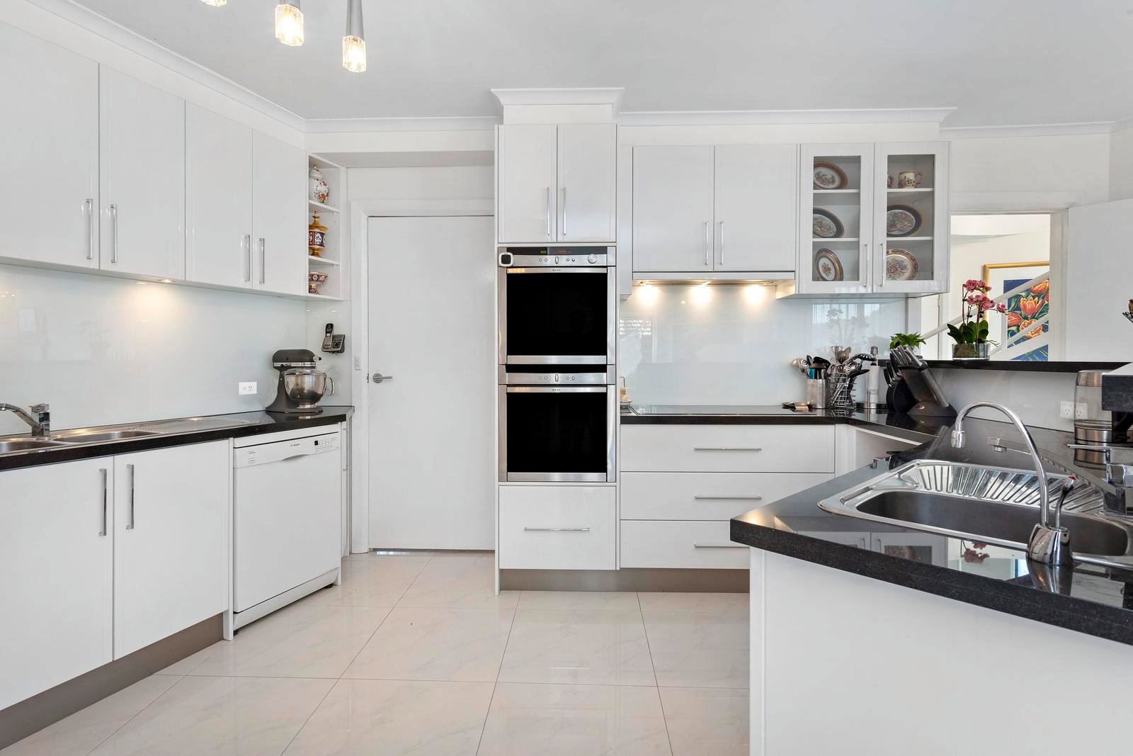 Real Estate and Property in 36 Eumeralla Road, Caulfield South, VIC