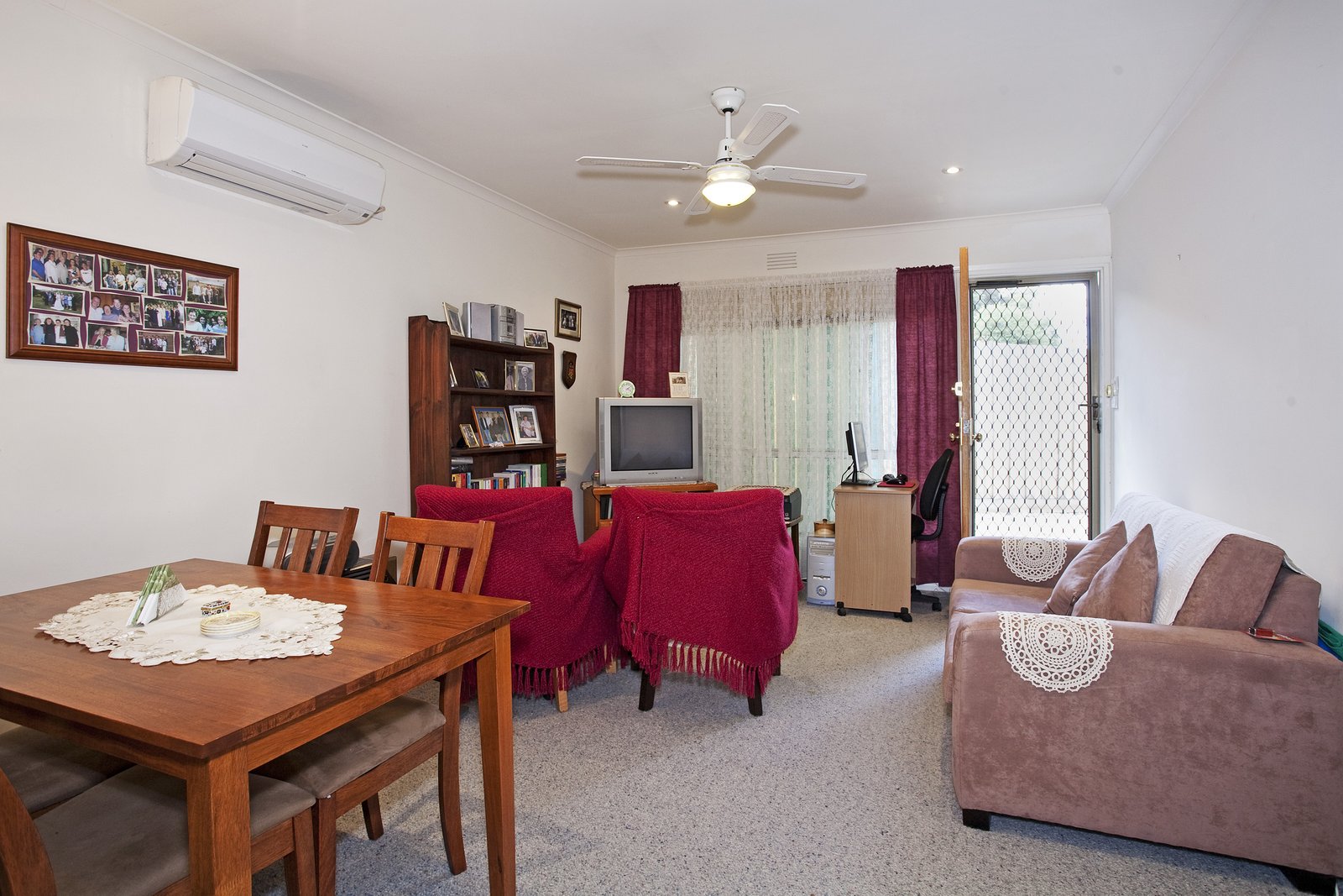 Gallery: 3/6 Everett Close