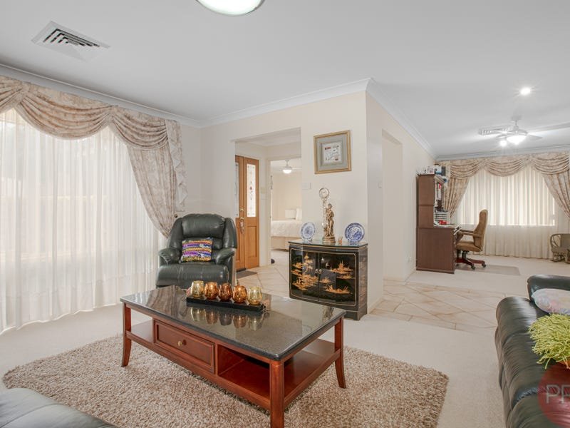 36 Fairfax Street RUTHERFORD 2