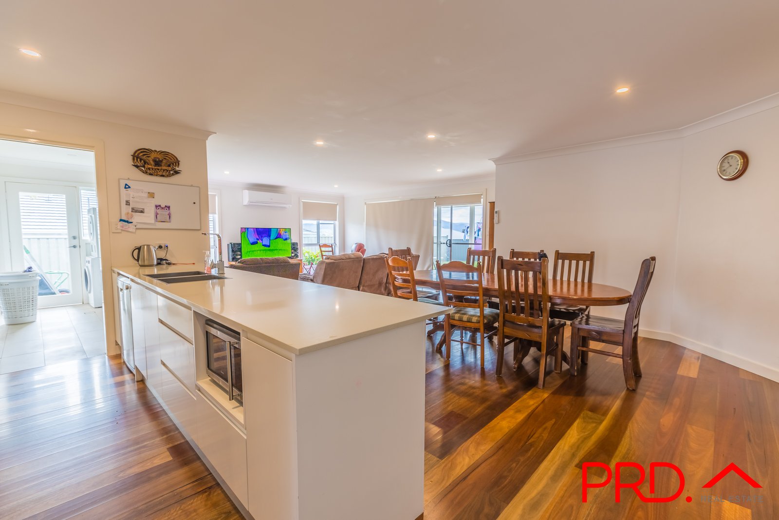 36 Falcon Drive TAMWORTH 7