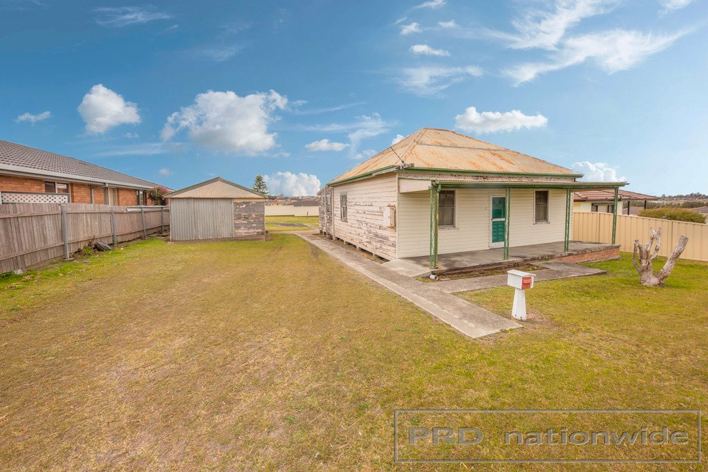 36 Farnsworth Street THORNTON 1