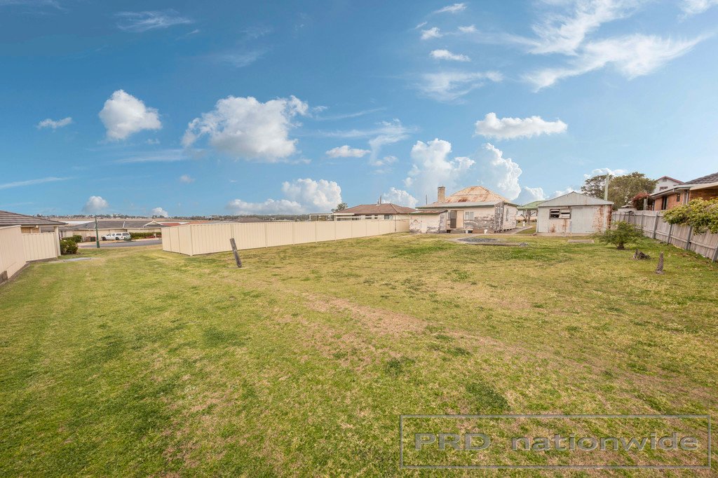 36 Farnsworth Street THORNTON 3