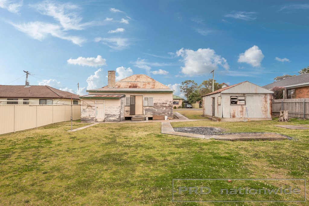 36 Farnsworth Street THORNTON 5